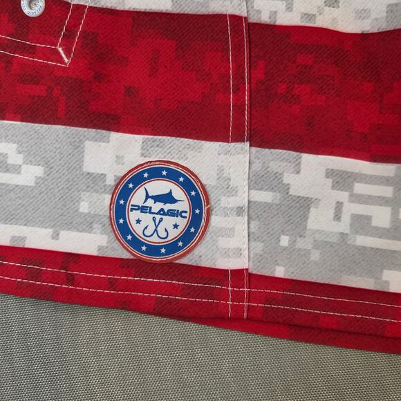Pelagic USA Flag Board Shorts NWT Size 40 Sharkskin Tech Patriotic Swim - Picture 8 of 15
